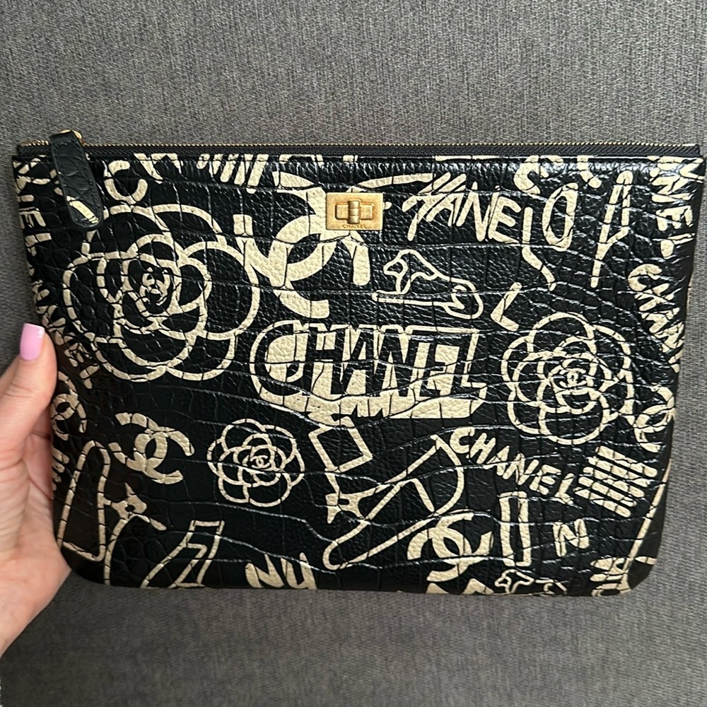 Clutch bag
